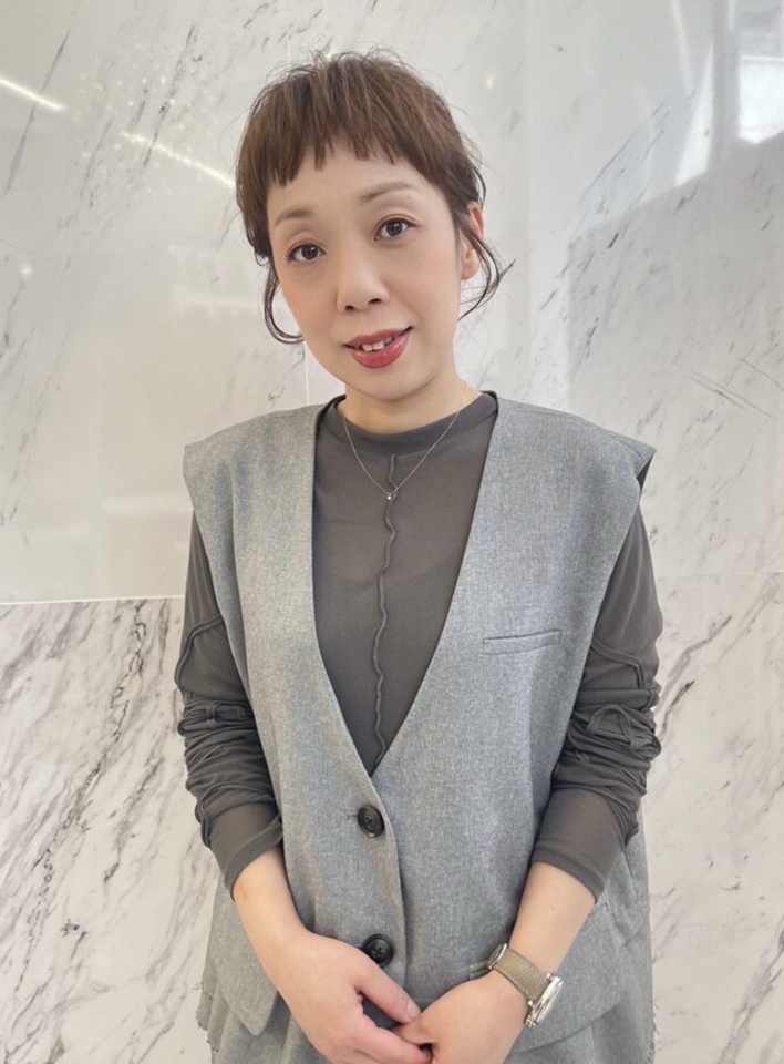 川野 公子